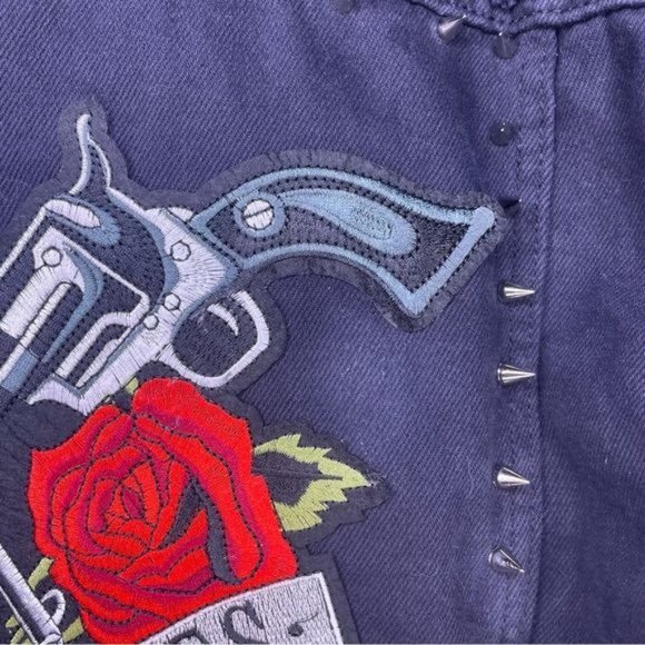 Guns and roses black denim jean jacket men’s size m upcycled distressed coat - Picture 9 of 16